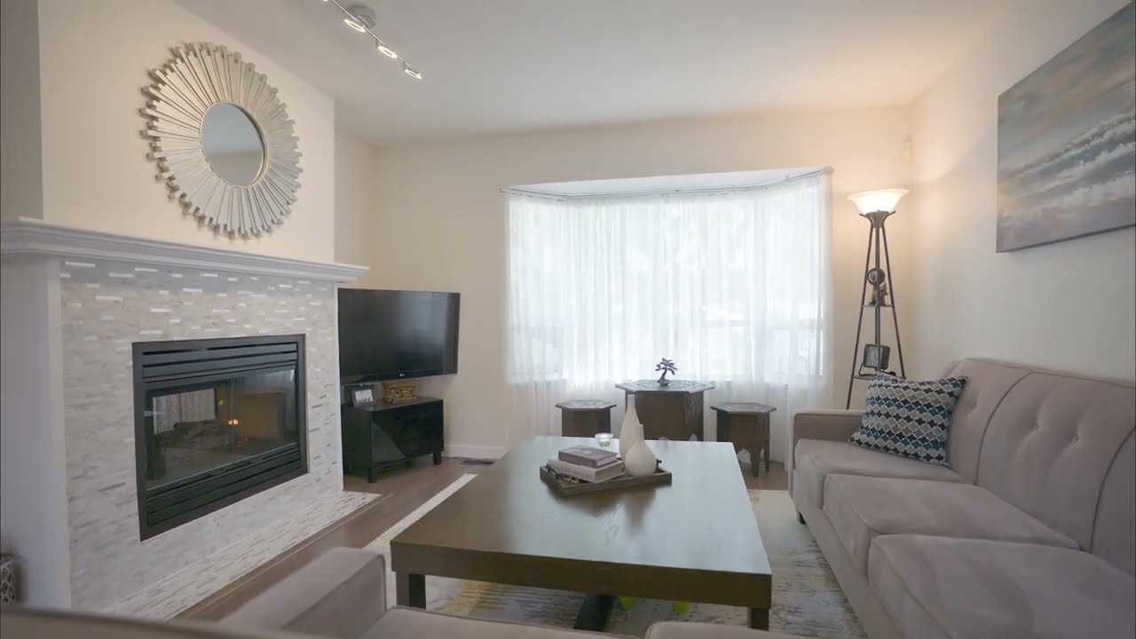 Beautiful Family Home in Hazelwood Lane, Surrey | T N G Real Estate Group