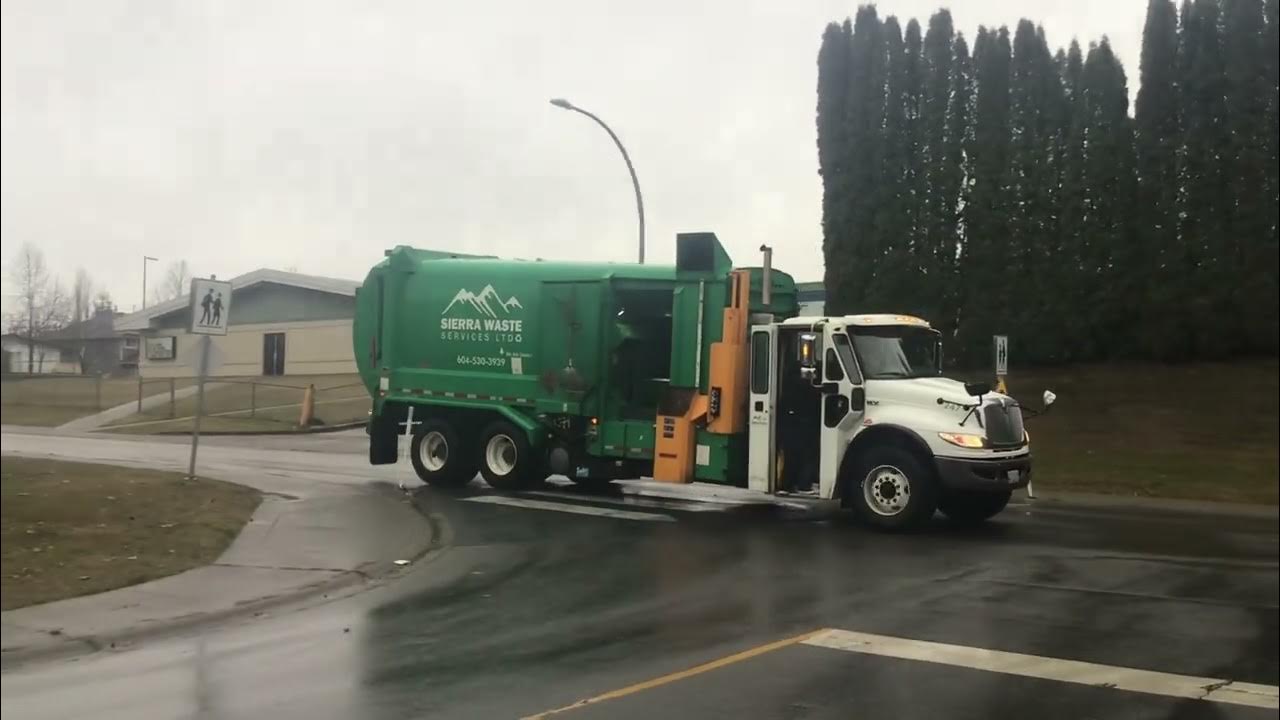 Sierra Waste Services Limited Labrie Expert 2000 Split Body MSL with