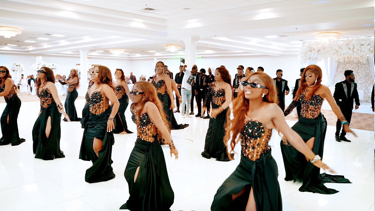 FLASHMOB CONGOLESE WEDDING  BRIDEMAIDS