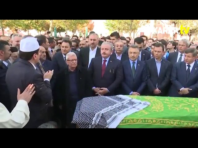 Nuri Pakdil'in cenazesinde Mescidi Aksa şiiri