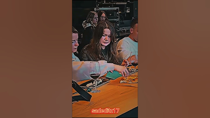 humanity of this girl 🥺 #viralvideo #youtubeshorts #humanity #viralgirl #trending #shorts