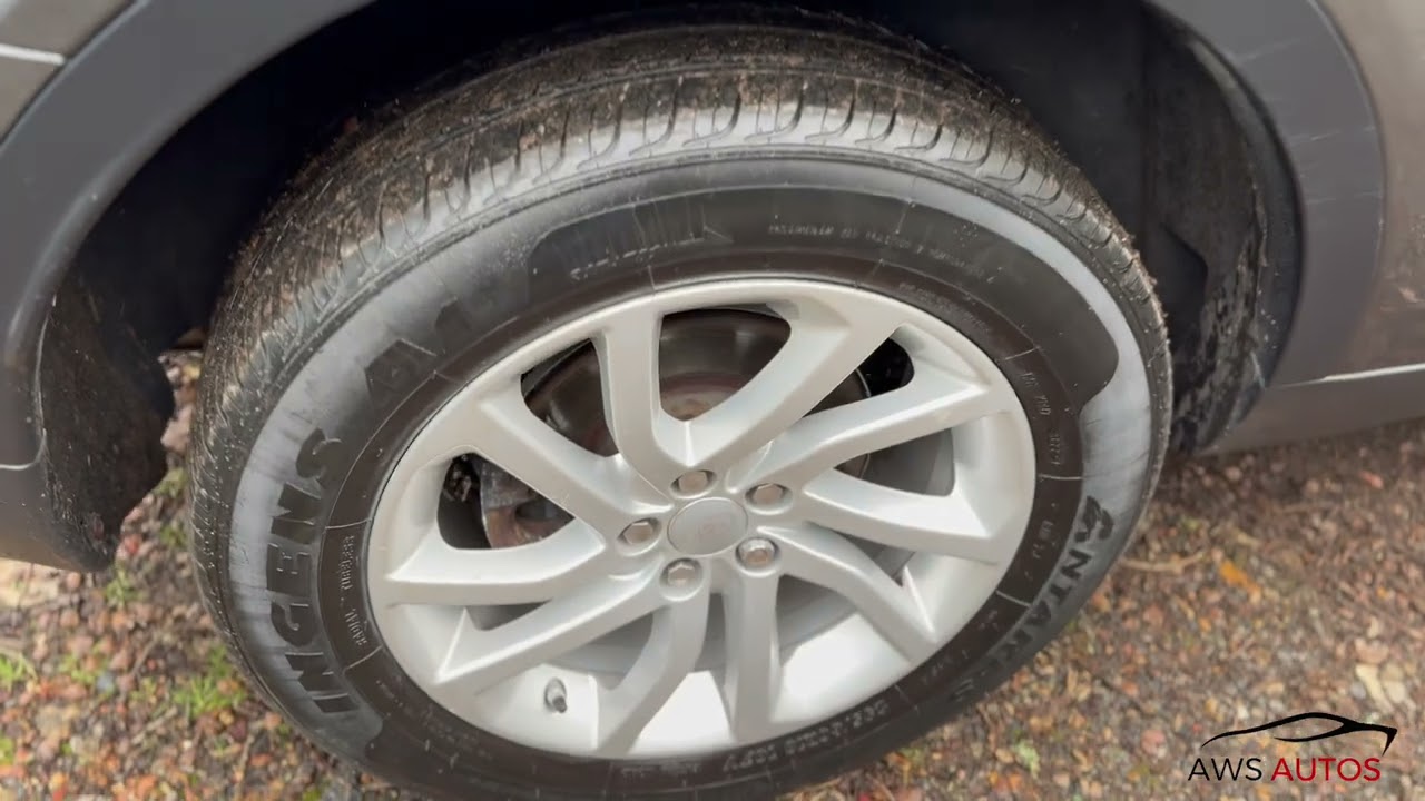 LAND ROVER DISCOVERY SPORT SUV 2.0 TD4 SE TECH (2016/16) Walkaround