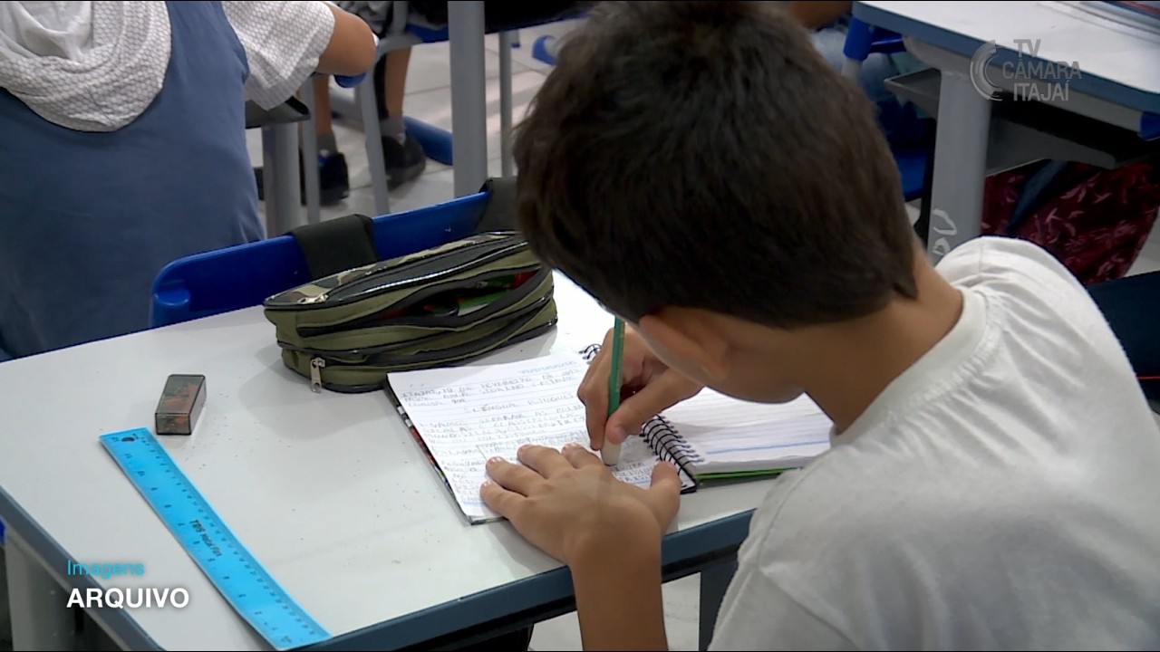 Município pretende construir 13 unidades de ensino por meio de Parceria Público-Privada