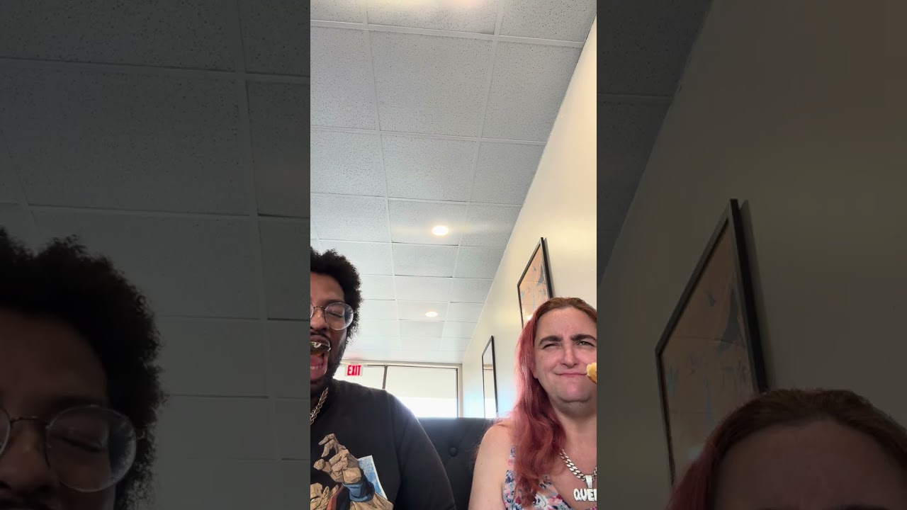 GamerWife x M64 food vlog Khau Gully Restaurant 