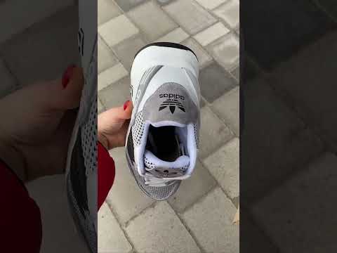 Мужские летние кроссовки adidas сетка, серые адидас на лето / adidas кросівки чоловічі, видео 1