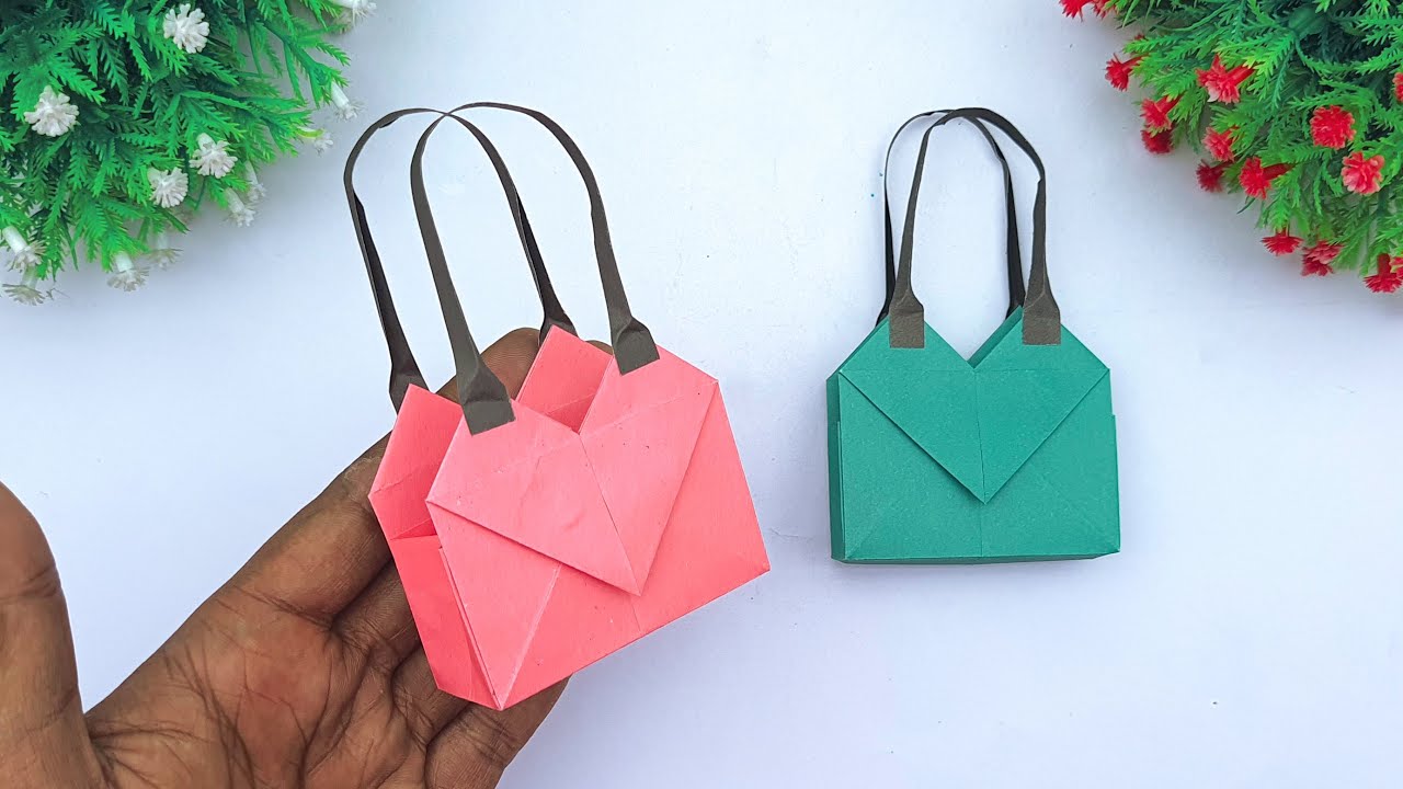 Minimalist Origami Inspired Shoulder Bag | Minimalist Origami Tote Bag –  Gifts for Designers