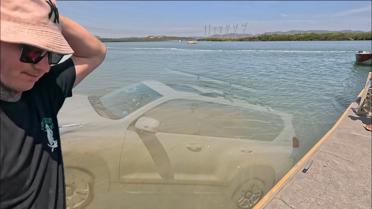 WE ALMOST LOST THE CAR MUD CRAB HUNTING 🦀 😳