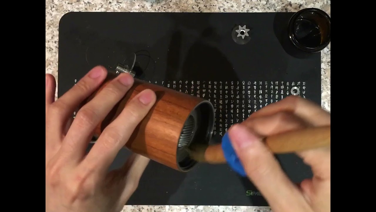 Cleaning a Comandante C40 grinder YouTube