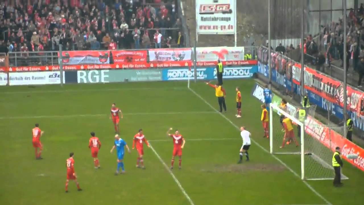 Rot Weiss Essen - Wuppertaler SV 17.3.2012 - YouTube