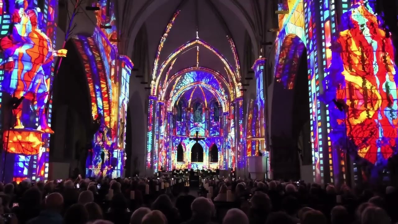 Luminiscence, eine Lichtshow im Dom zu Münster 2025, Luminiscence, a light show in Münster Cathedral