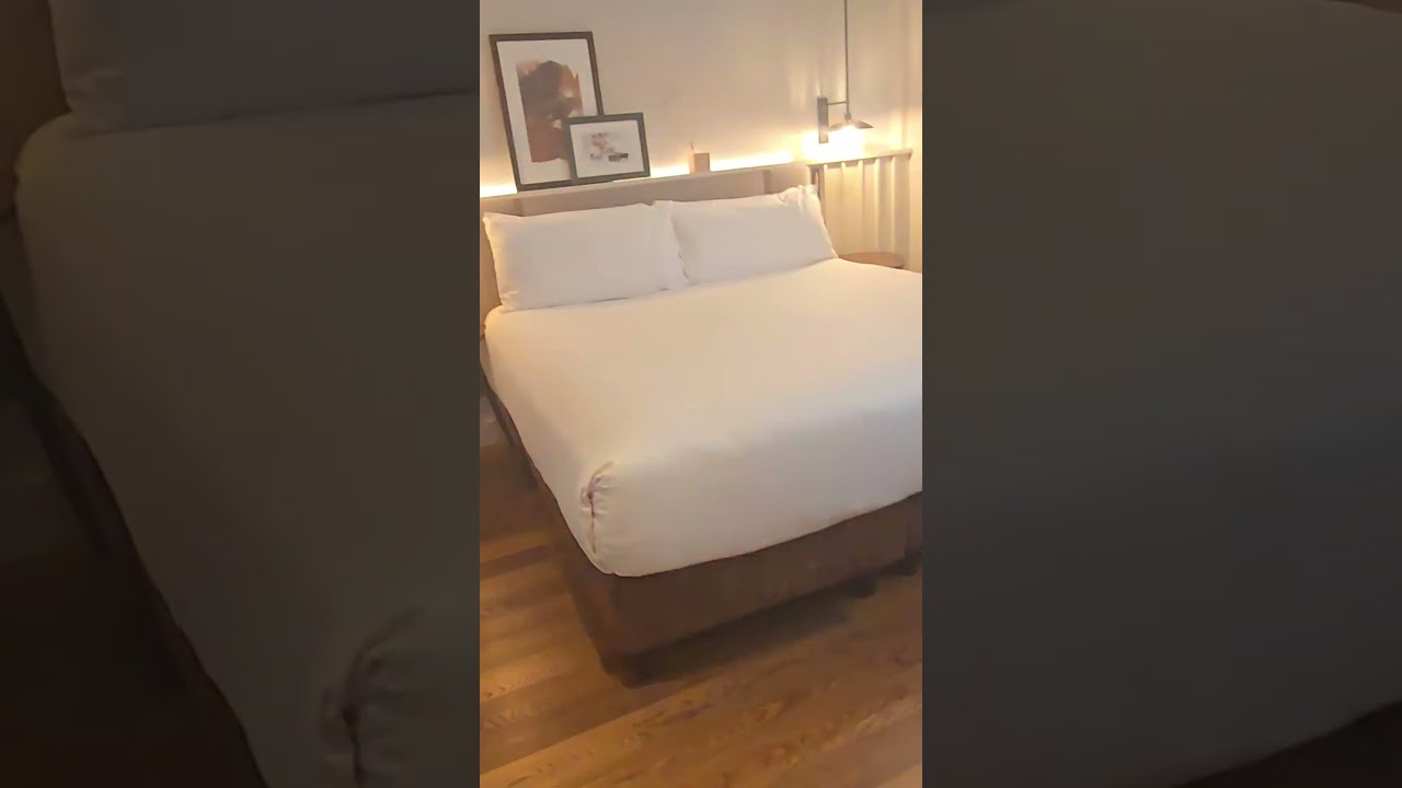 DoubleTree by Hilton Rome Monti Room Tour S2