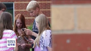 How Technology Can Help You Detect and Prevent Suicidal Behaviors in Your Child