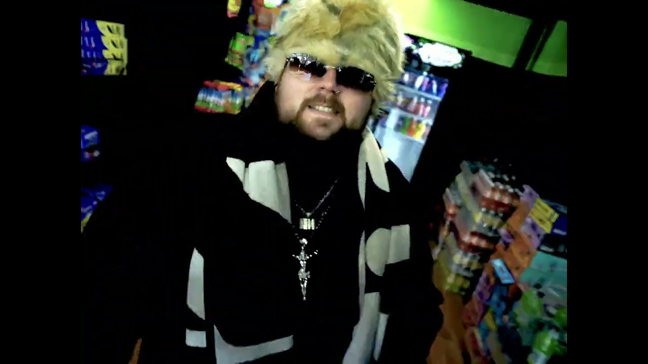 Joeyy - PCX (Music Video) adlı videoyu YouTube'da izle Joeyy - PCX (Music Video) adlı videoyu YouTube'da izle