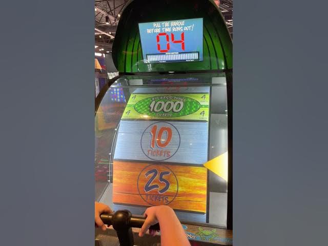 1000 tickets!!!! Big Bass Wheel Pro Arcade game #shorts #arcade #jackpot