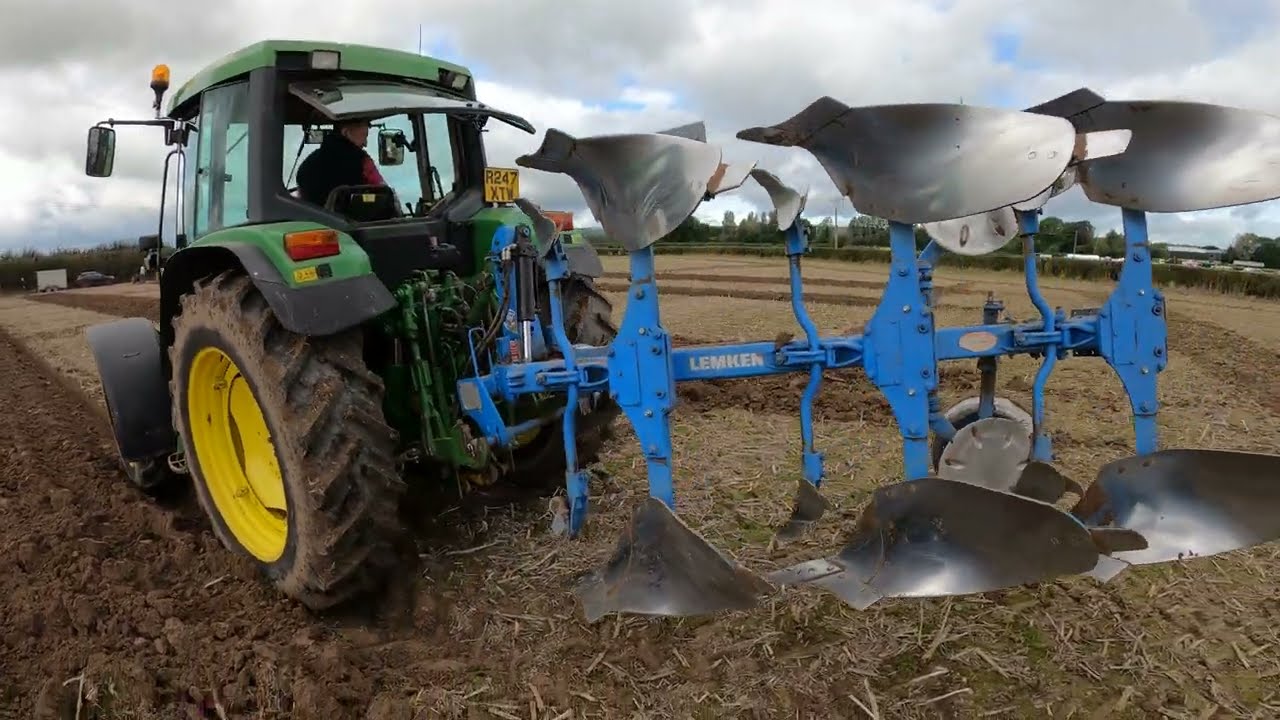 1997 John Deere 6400 4.5 Litre 4-Cyl Diesel Tractor (94 HP) Lemken Plough Weobley Ploughing 2023