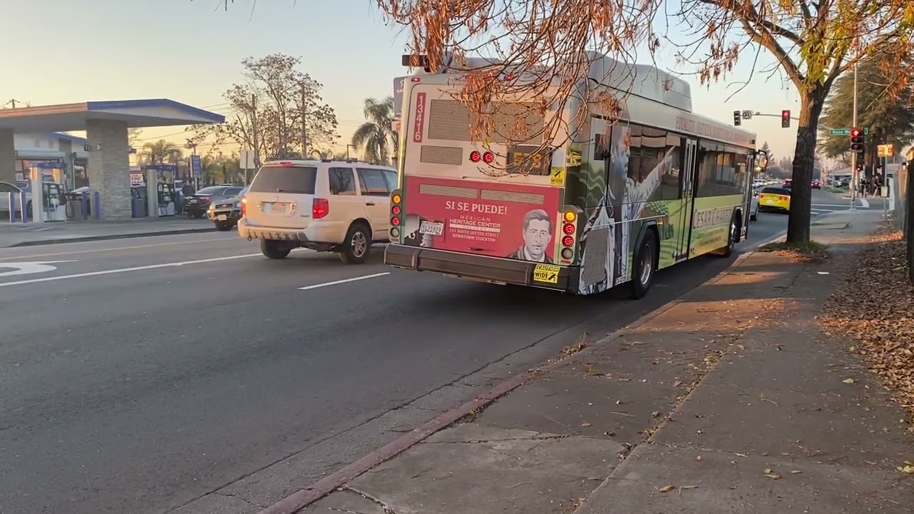 San Joaquin RTD bus 578 Chavez leaving