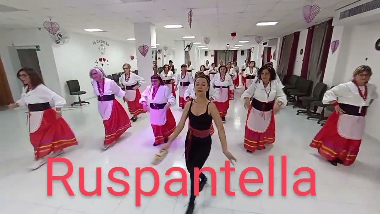 Ruspantella coreografia maestra Sara Caschetto musica Irma Di Benedetto