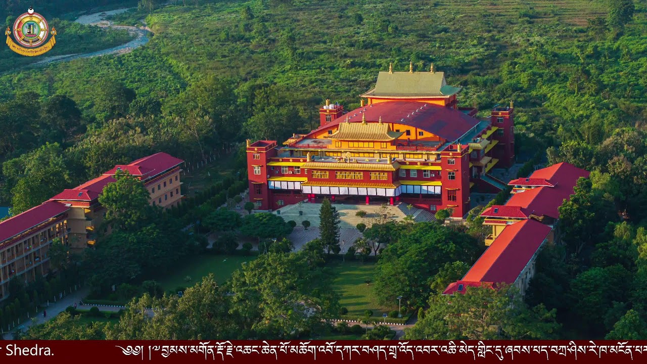 H.H the 12th Jamgon Kenting Tai Situ Rinpoche arrived at Bokar Shedra.