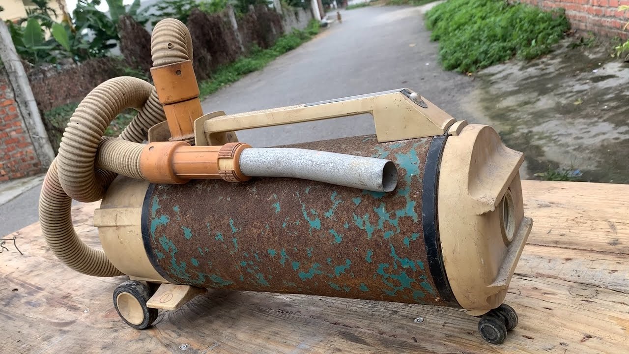 restoration old rusty vintage vacuum cleaner Raketa1969| restoring