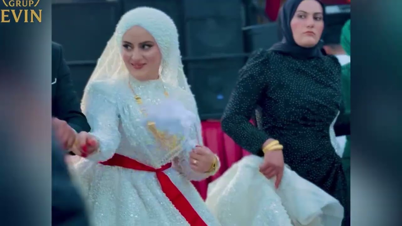 Bulanık Sarıpınar köyü ( Grup Evin )