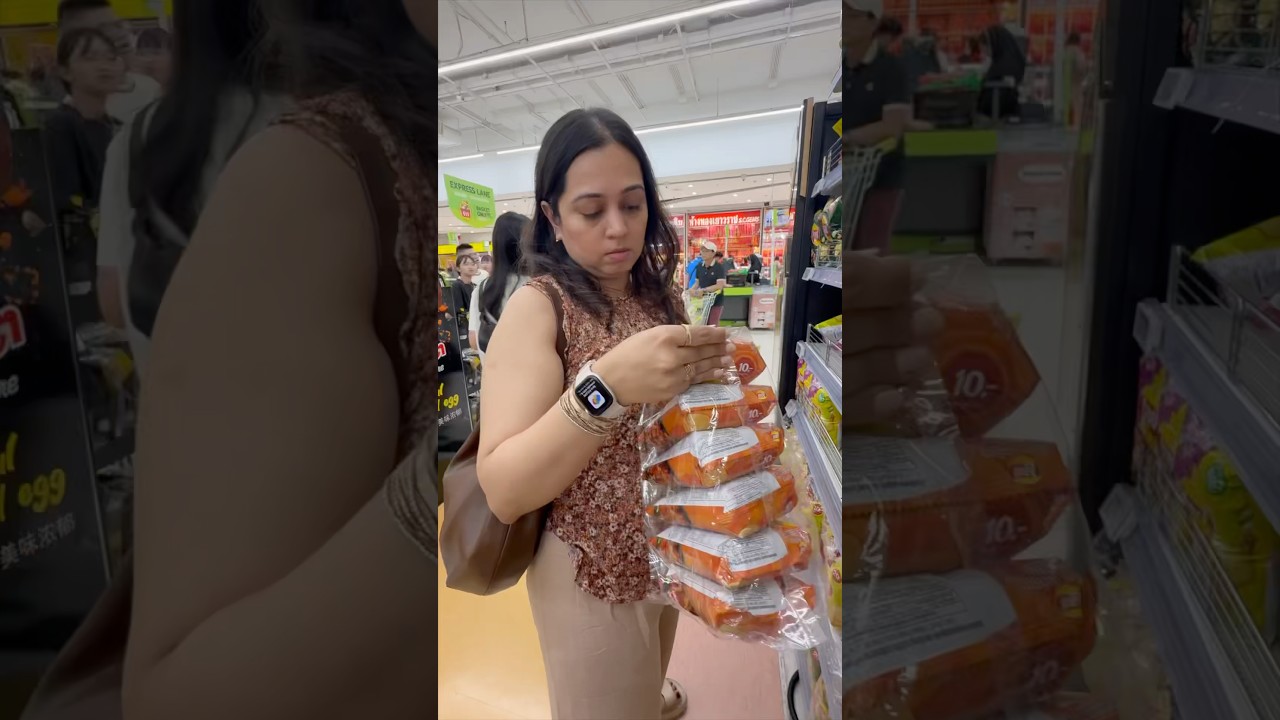 Buying SOUVENIRS in Bangkok? Watch this first!