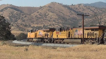 UP intermodal train run downhill from Tehachapi Loop