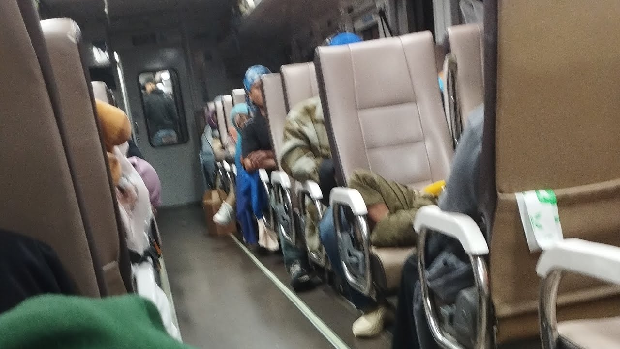 Perjalanan naik kereta gajahwong 