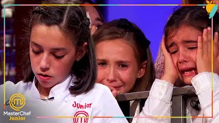 Abril y Alexia están TAN NERVIOSAS por Carla, ¡que no paran de llorar! | MasterChef Junior 9