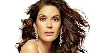 10 Sexy Photos of Teri Hatcher