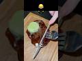 そのステーキを同じように切りますか？