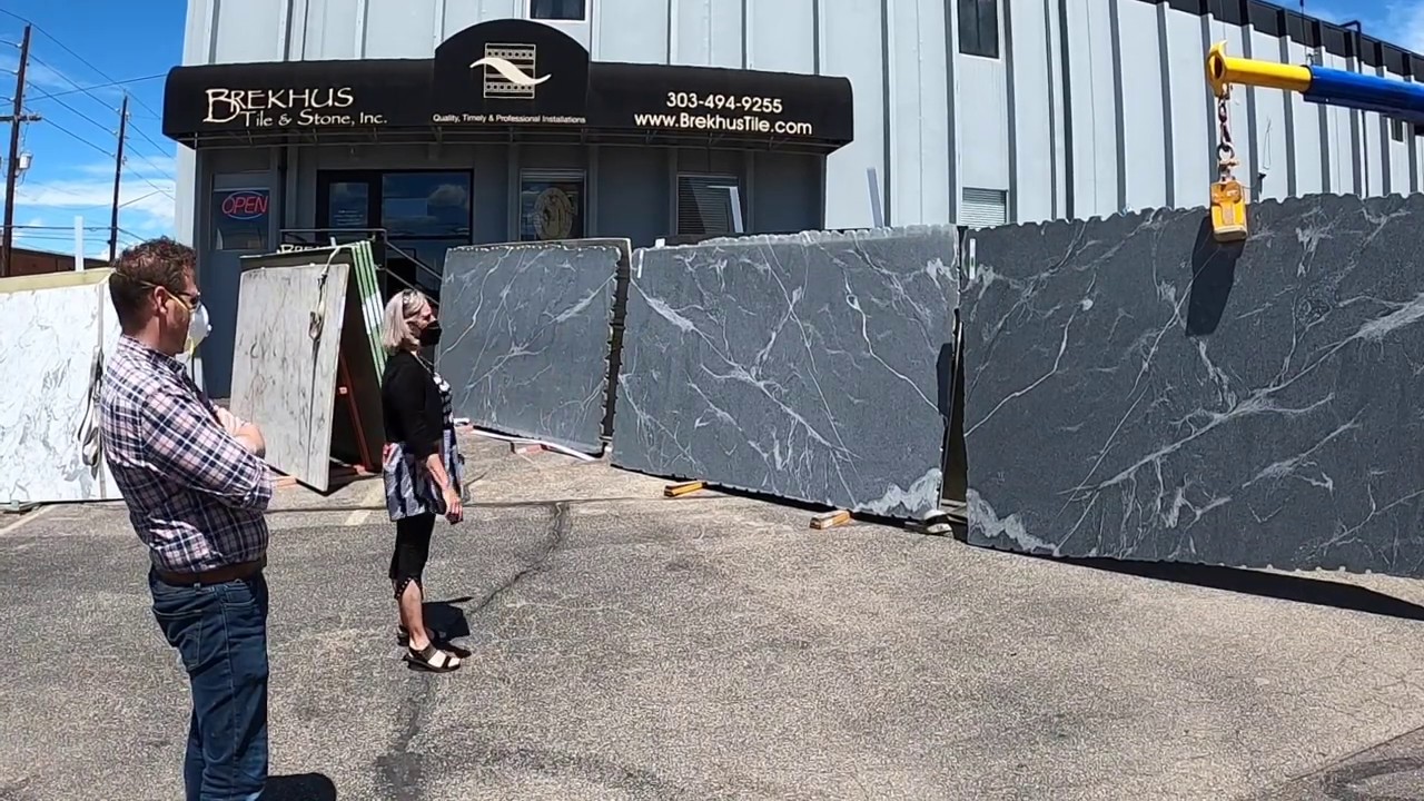 Slab Showing at Brekhus Tile & Stone
