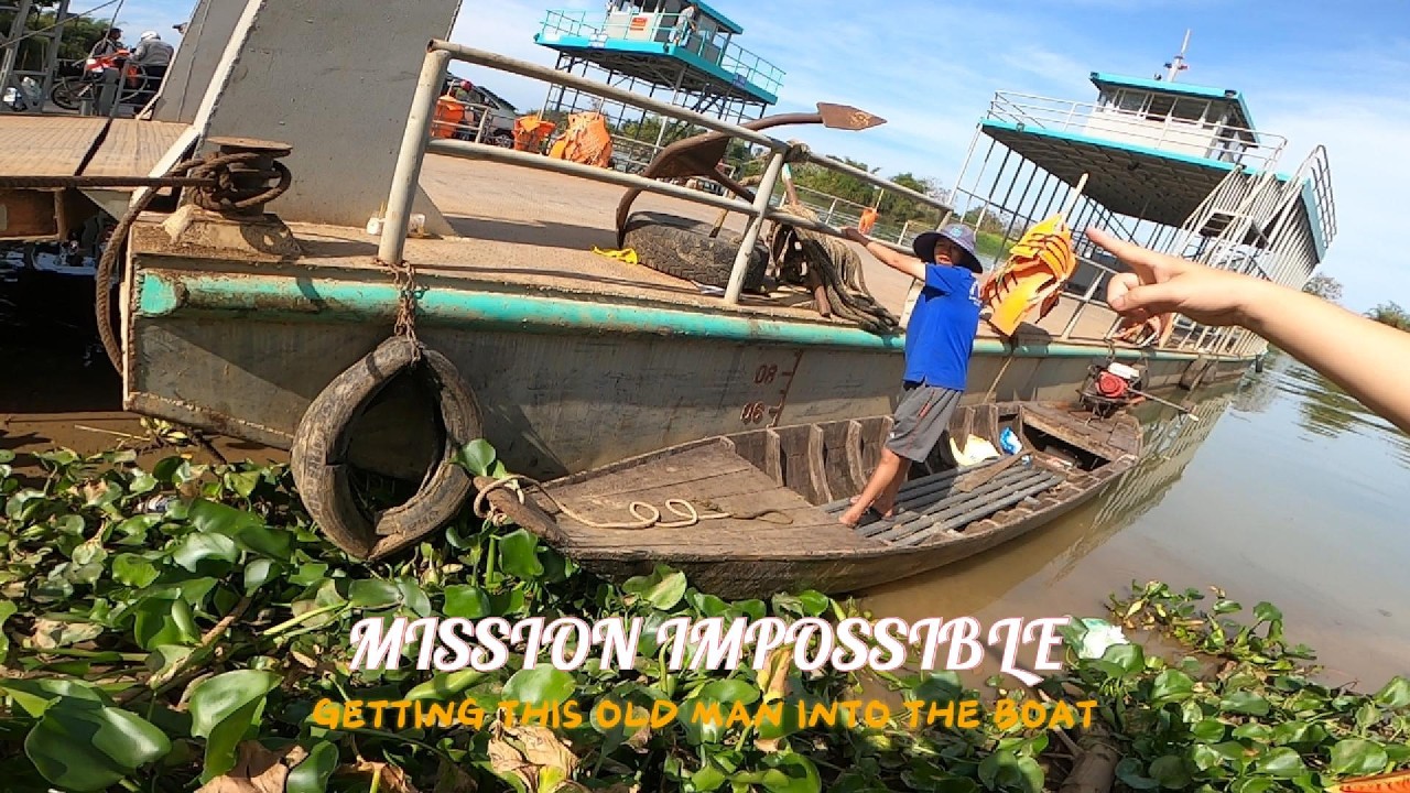 Next, we are on our way to explore a local fish farm in Dong Nai, Vietnam.