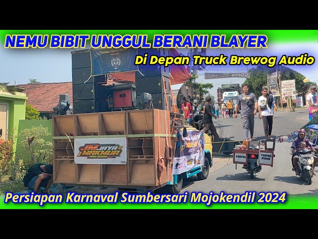 Nemu Bibit Unggul Sound Horeg Blayer Blayer Depan Truck Brewog Audio Karnaval Sumbersari class=