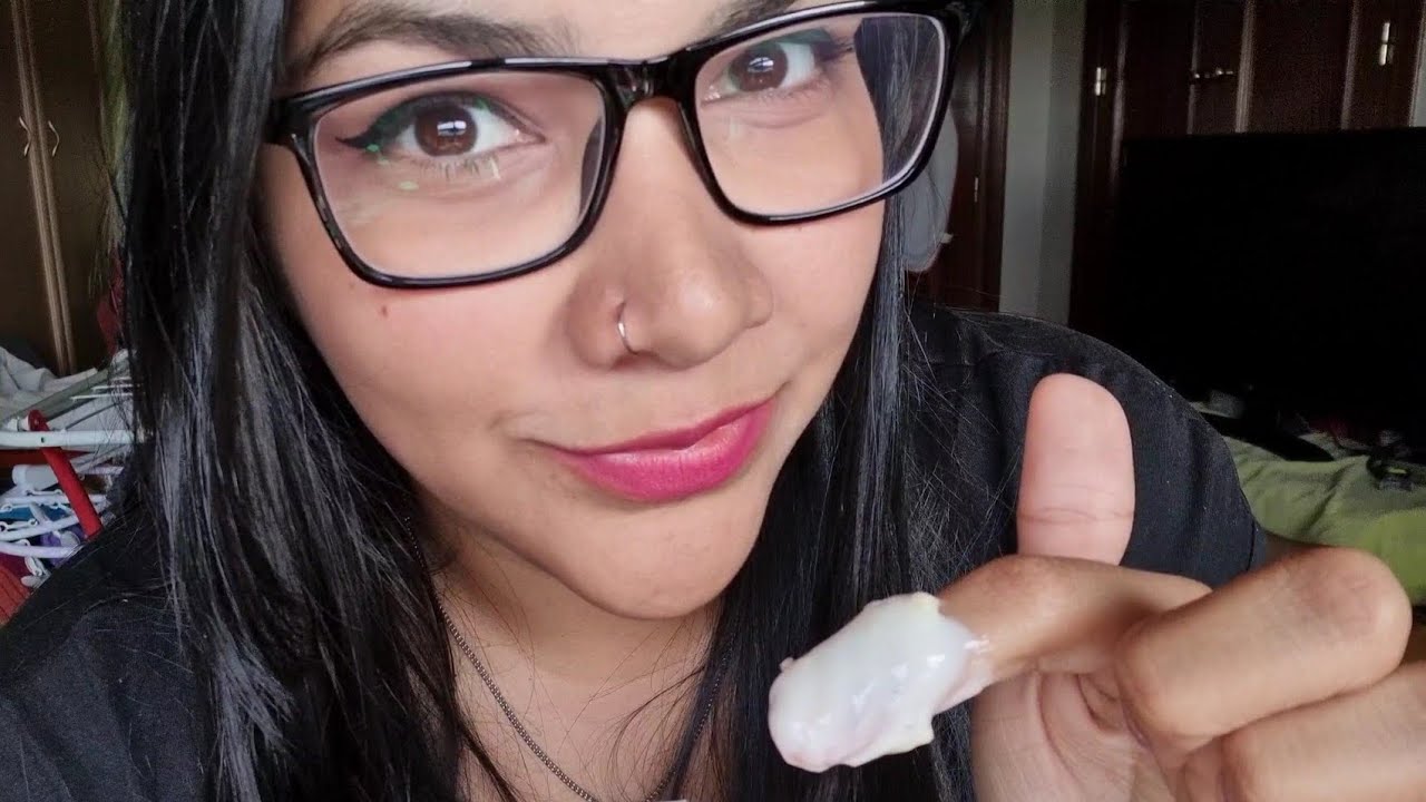 ASMR comiendo yogurt con el dedo | ASMR en Español