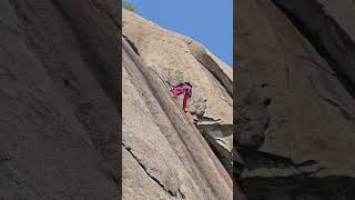 바위타는 사람들(인수봉)          #인수봉 #신현대 #climbing #rockclimbing #국립공원 #북한산 #클라이머 #삼각산 #클라이밍 #암벽등반 #암벽 #바위