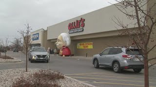 'Wisconsin has been good to us': Ollie's opens new bargain outlet in Neenah