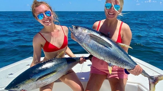 TUNA CHAOS! (Yellowfin Tuna *100* Miles Offshore) 