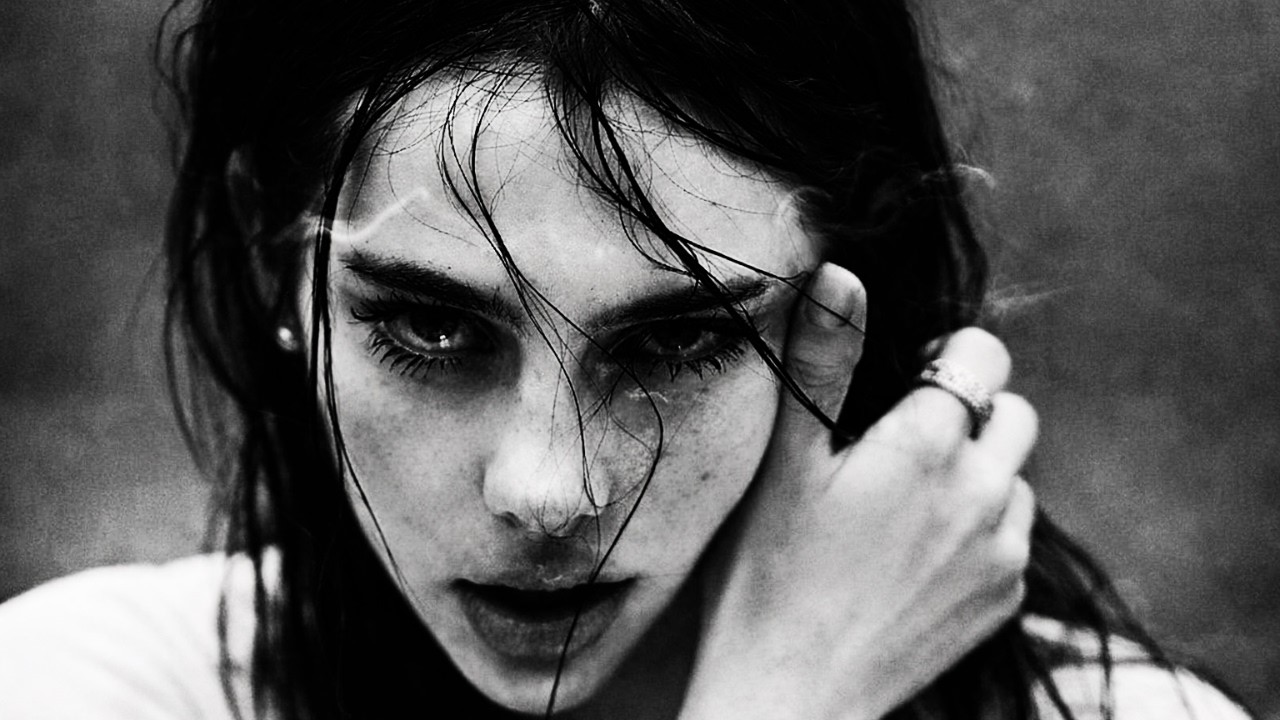 Anne Bloom Rise Anne Bloom - I Am Unbreakable // Darkwave, Post Punk - YouTube