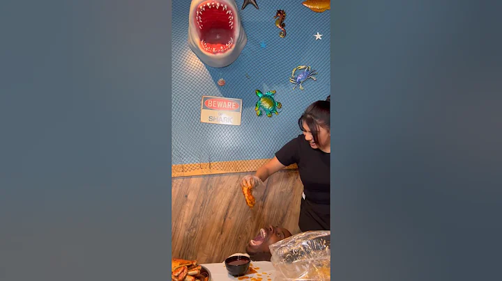 Beware of the shark bite!🦈 @krazycajunseafoodhibachi #foodie #biggroove #shorts