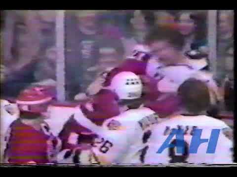 NHL Mar. 13, 1980 John Wensink,BOS v Mike Foligno,DET Boston Bruins Detroit Red Wings