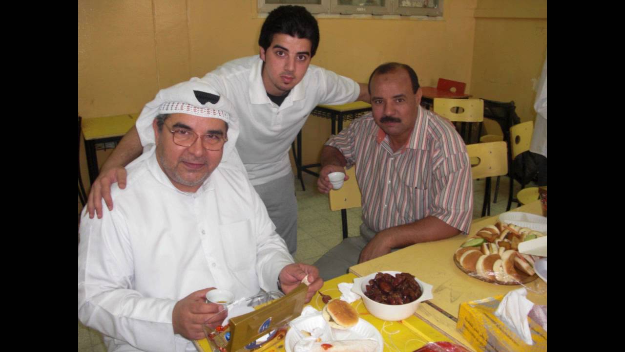 طلاب 12 علمي 4 ثانوية عبدالله الاحمد الصباح 2009/2010