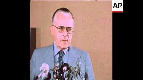 SYND 12 8 75  AGRICULTURE SECRETARY BUTZ SPEAKS ON...
