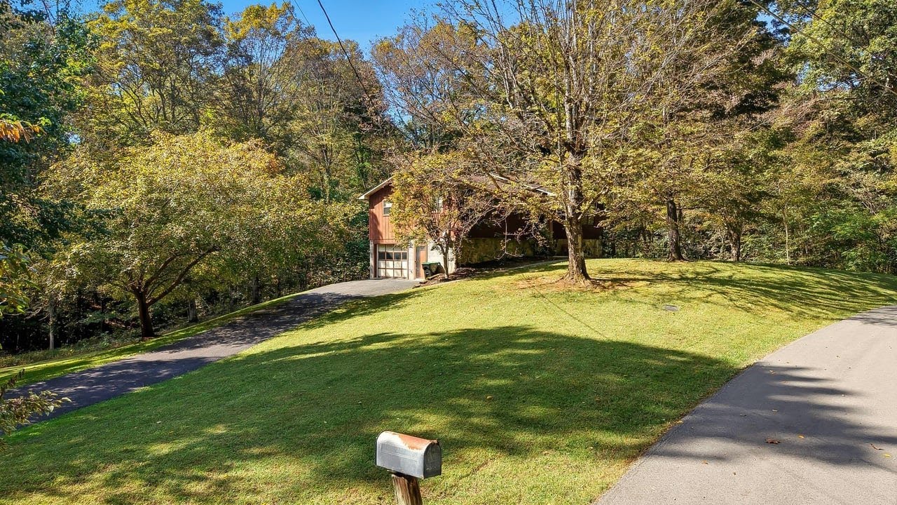 3919 Doan Dr, Kodak, TN