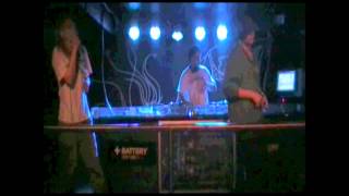 Download Lagu Basick feat. Omen Flex - Lost In The Bottle (LIve@Klubi) MP3