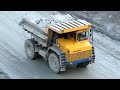 БЕЛАЗЫ в работе, BelAZ-7547 спуск и подъем в карьере