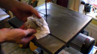 How To Remove Rust From A Bandsaw Table A combination of cleaning by scrapping, wire brushing, using anti rust gel, white spirit, and light sanding to remove any
