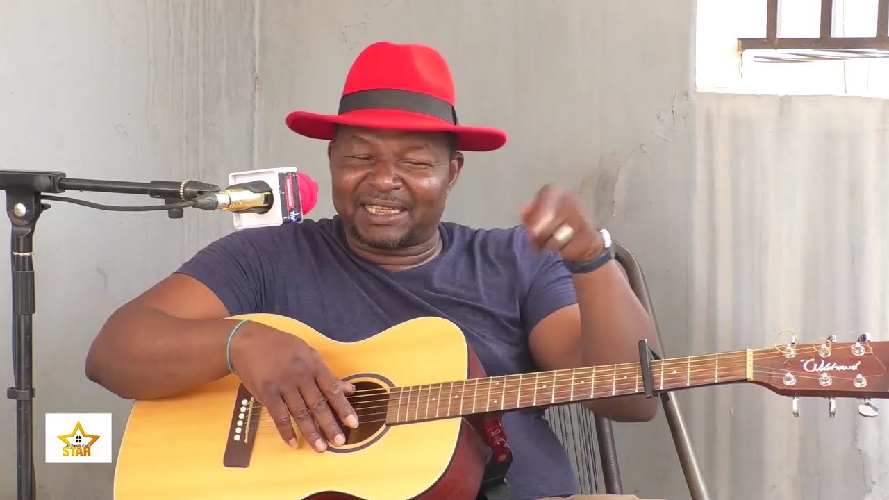 FARAFINA LOLO REÇOIT L'EQUIPE DE AU DOMICILE D'UNE STAR