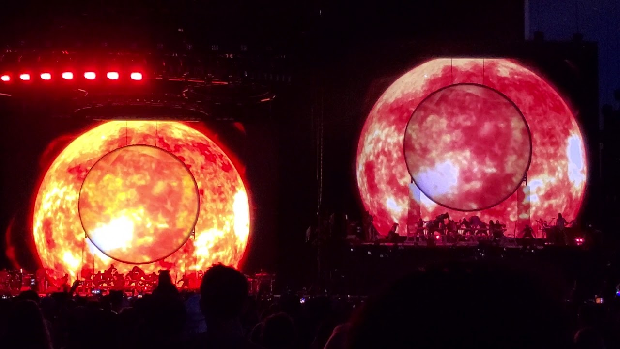 Ariana Grande - God is a Woman live @ Lollapalooza 2019