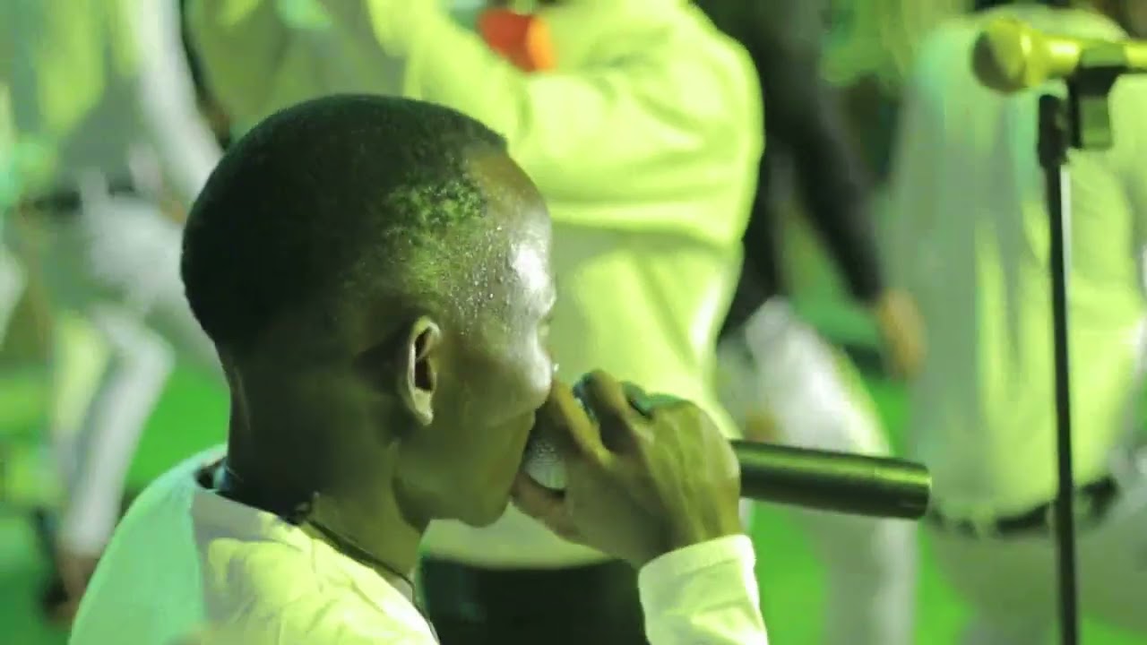 Unité centrale Générique [ concert live tribune de Bunia]