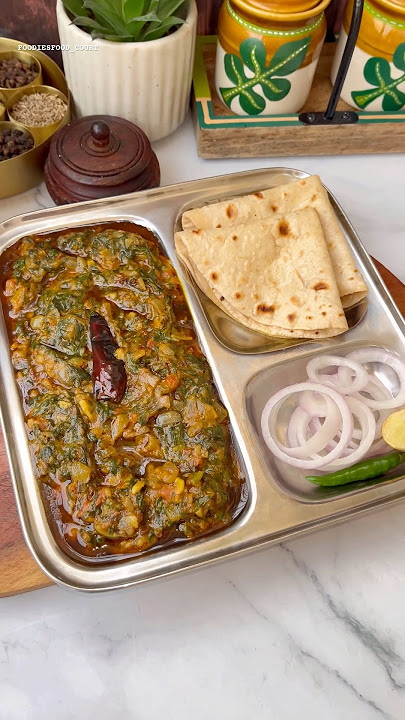 Rajasthani Besan Palak Sabzi😍 #winterspecial #besanpalak #palak